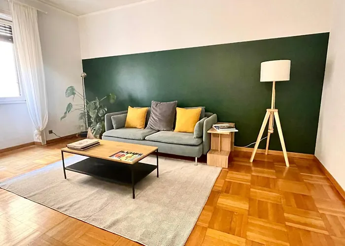 Ampio Bilocale Milano Centro