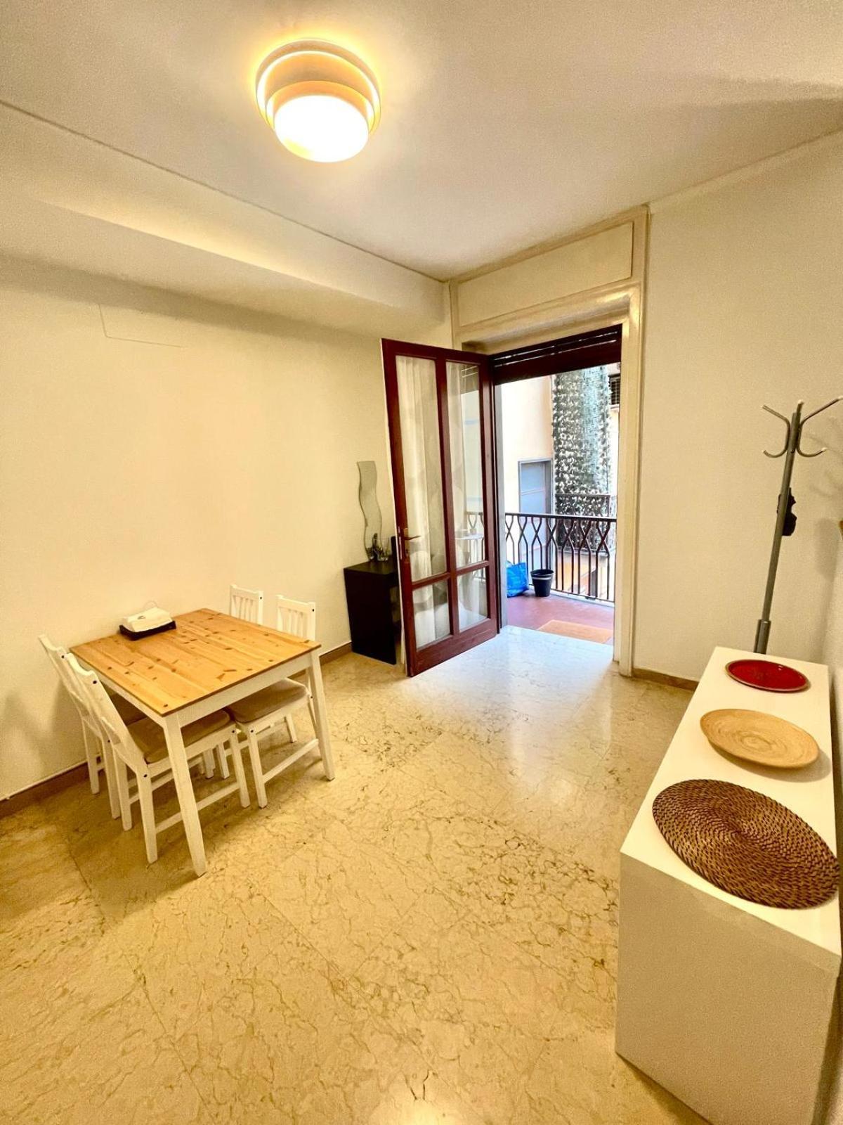 Apartment Ampio Bilocale Centro Milan